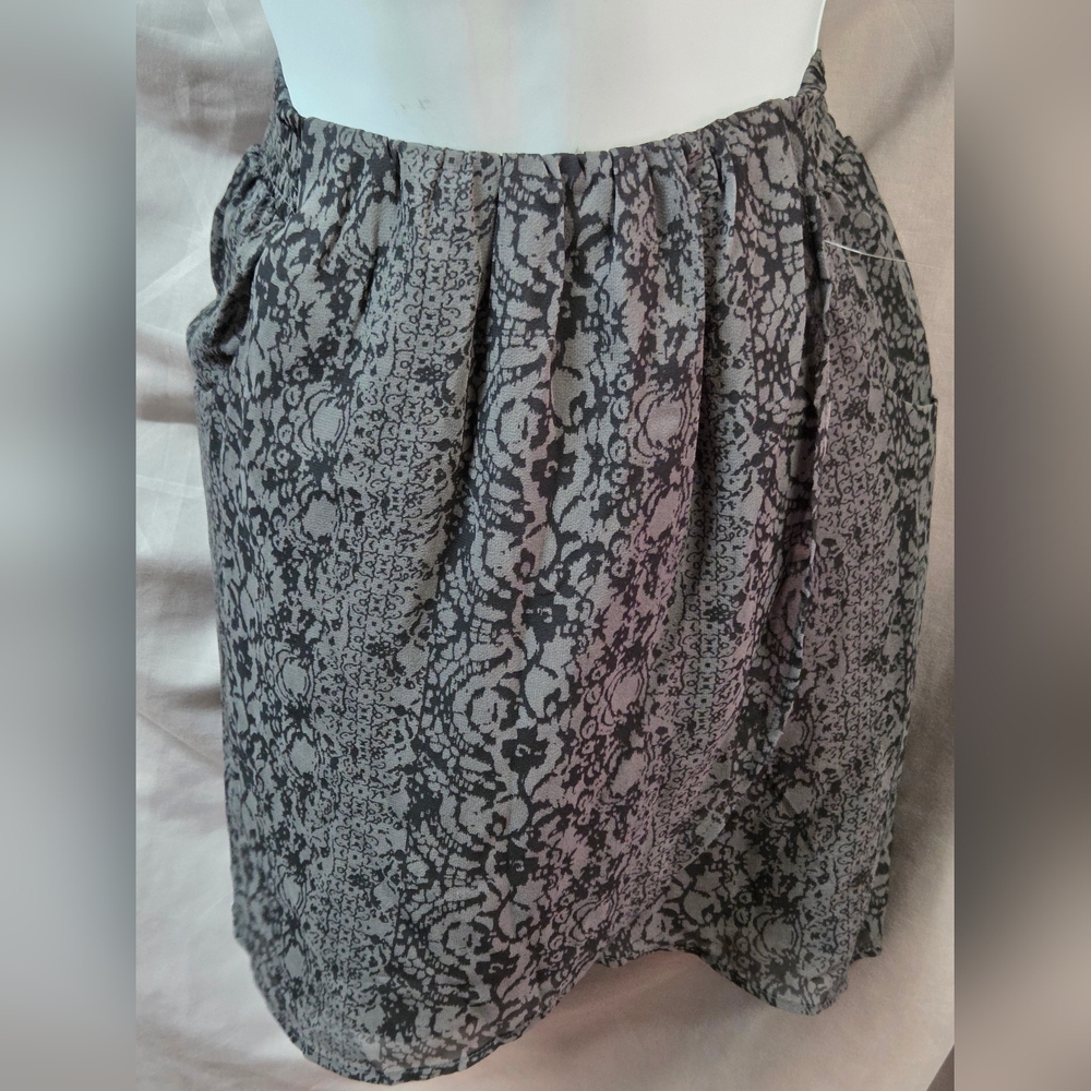 Converse Black and White Bubble Pleated Skirt